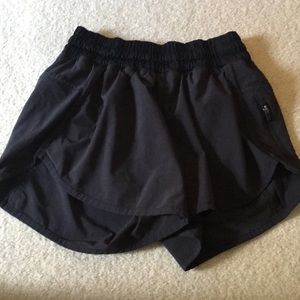 lulu lemon speed short 4’’